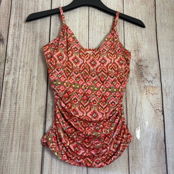 Garnett Hill Womens Underwire Ruched Surplice
Tankini top size 6 - Picture 2 of 11